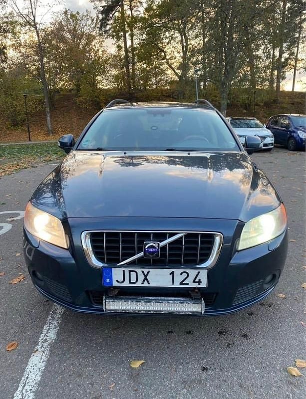 Begagnad Volvo V70 145 HK (106 kW) 2009 Kombi