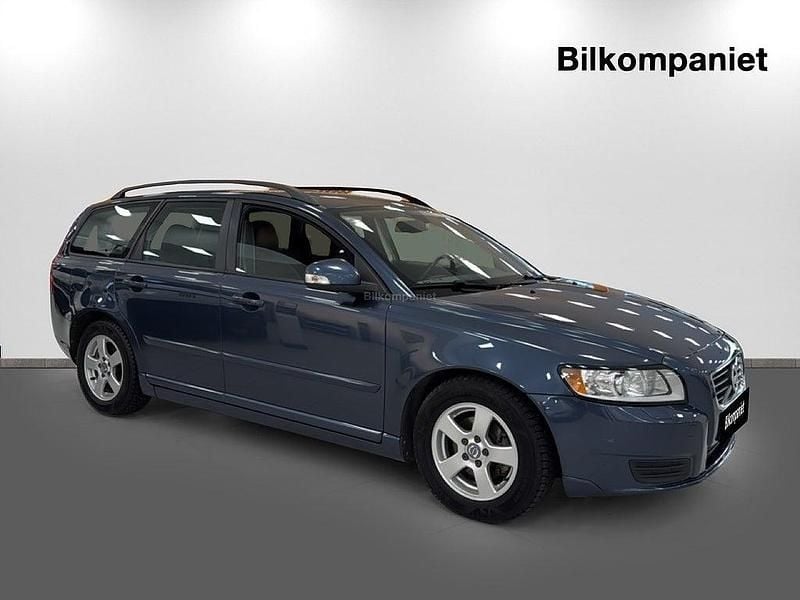 Begagnad Volvo V50 Kinetic 116 HK (85 kW) 2011 Blå Kombi