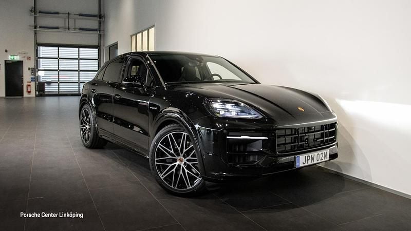 Ny 2026 Porsche Cayenne Black Edition SUV | 1 484 800 kr - Bild 1/4