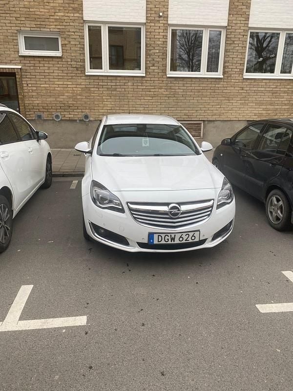 Begagnad 2014 Opel Insignia Kombi | 80 000 kr (Marknadspris) - Bild 1/3