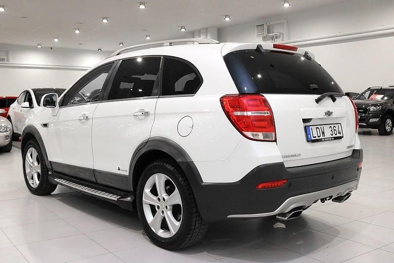 Begagnad Chevrolet Captiva 184 HK (135 kW) 2013 Vit SUV