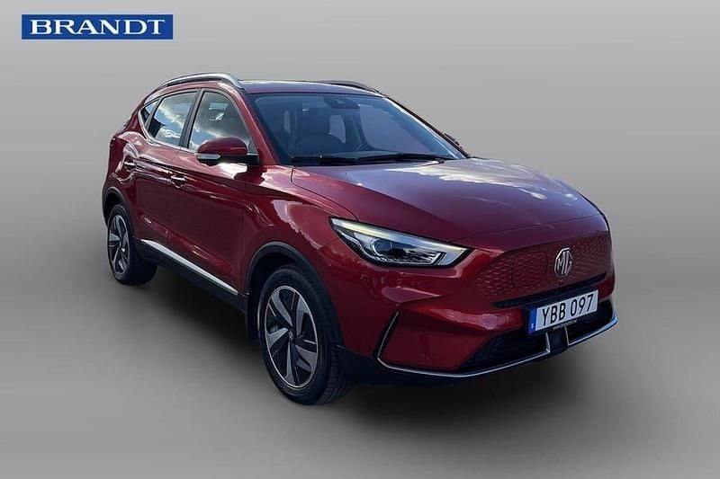 Röd Begagnad 2022 MG ZS Luxury Sedan | 219 000 kr (Superpris) - Bild 1/4