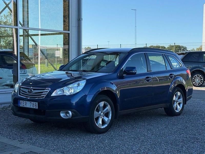 Blå Begagnad 2009 Subaru Outback Kombi | 59 800 kr (Marknadspris) - Bild 1/4