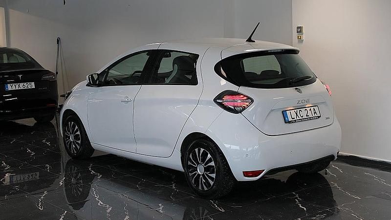 Begagnad Renault Zoe 80 kW (109 HK) 2020 Vit Halvkombi