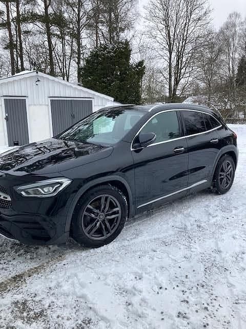 Begagnad Mercedes GLA200 150 HK (110 kW) 2021 SUV
