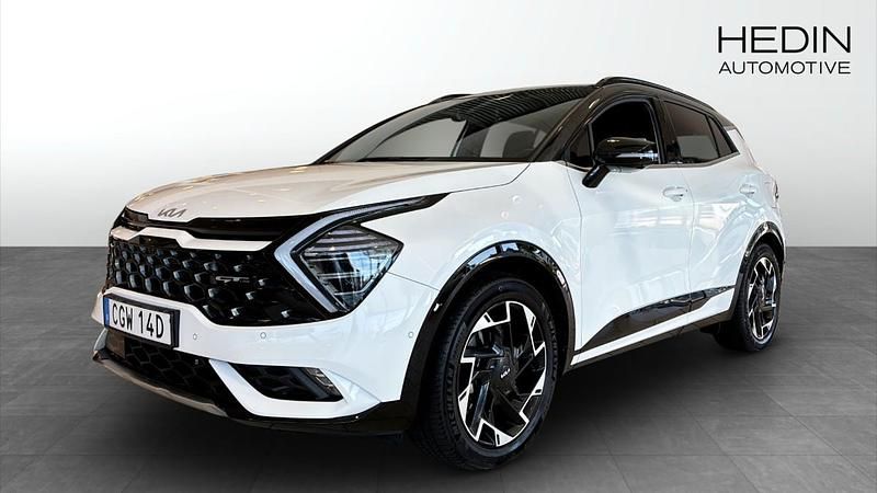 Vit (white) Begagnad 2022 Kia Sportage 2 SUV | 399 900 kr (Marknadspris) - Bild 1/4
