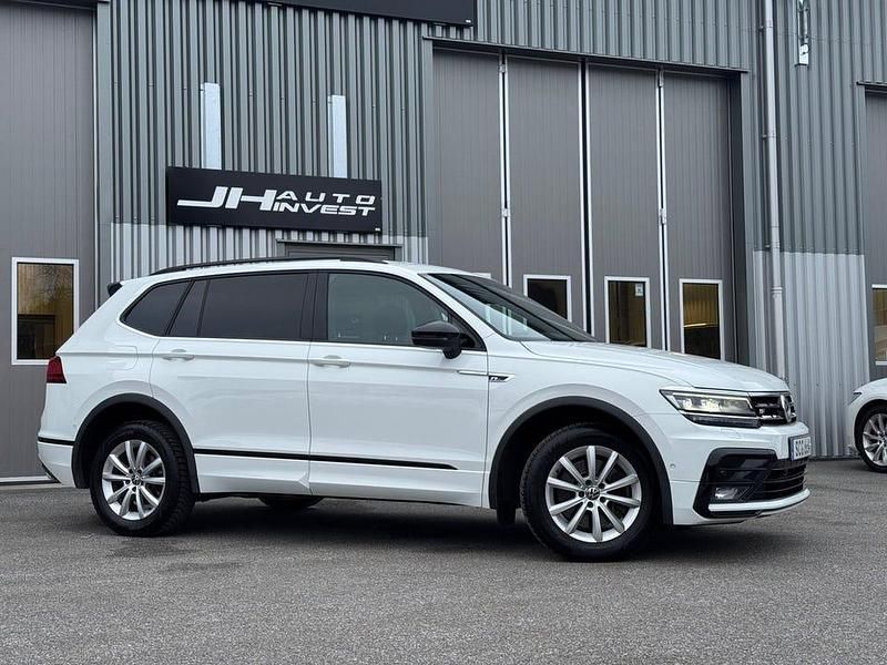 Begagnad VW Tiguan Allspace 200 HK (147 kW) 2021 Vit SUV