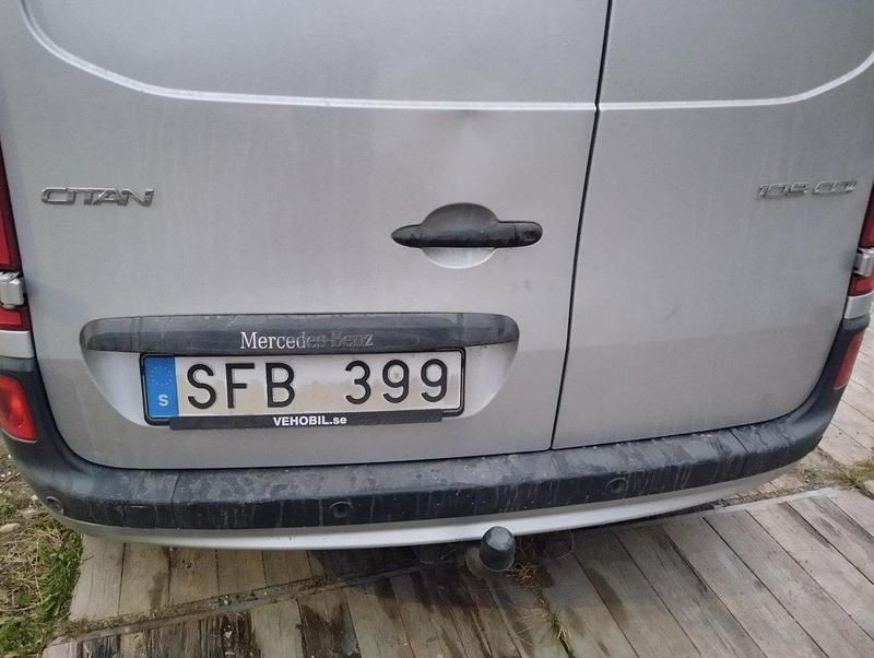 Begagnad Mercedes Citan 109 90 HK (66 kW) 2013 Silver Van