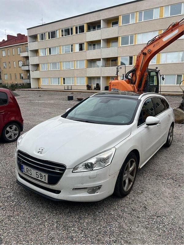 Vit Begagnad 2011 Peugeot 508 Kombi | 42 000 kr (Bra pris) - Bild 1/4