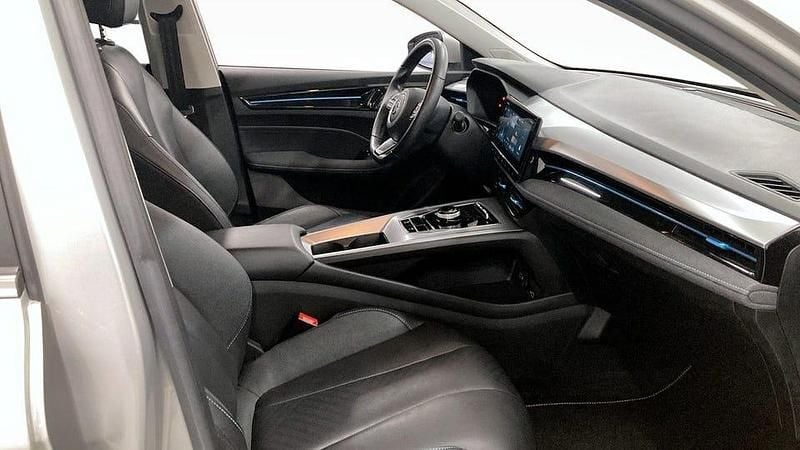 Begagnad MG MG5 EV 130 kW (177 HK) 2022 Grå Kombi