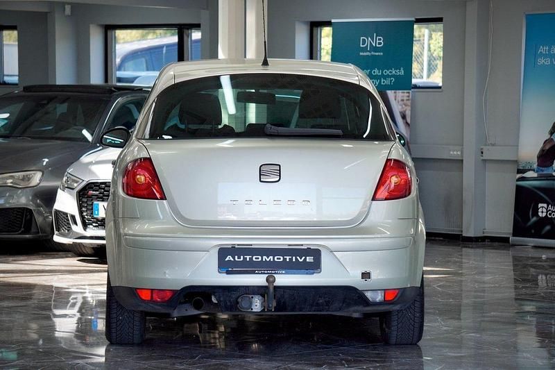 Begagnad Seat Toledo 102 HK (75 kW) 2007 Ljusbrun (brun) Halvkombi