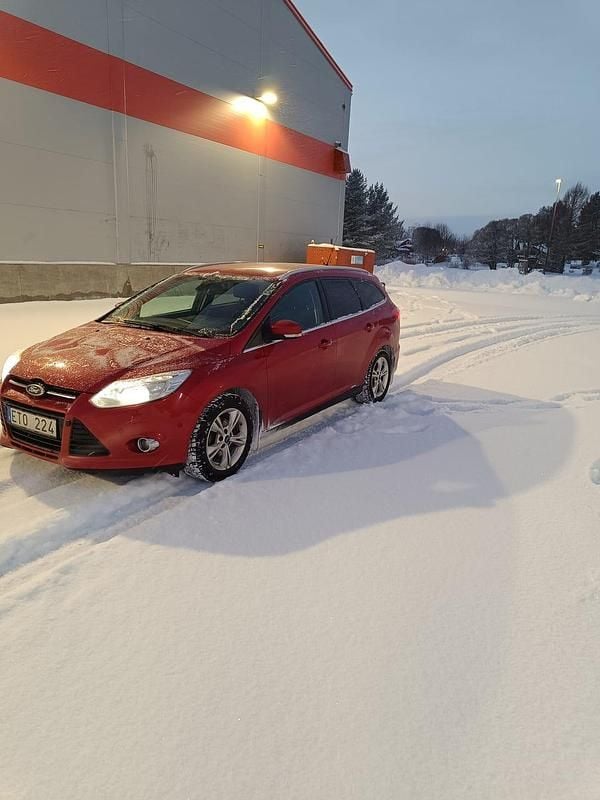 Begagnad 2012 Ford Focus Kombi | 42 000 kr (Bra pris) - Bild 1/4