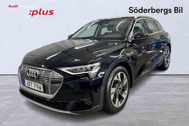 Svart Begagnad 2023 Audi e-tron SUV | 409 000 kr (Marknadspris) - Bild 1/1