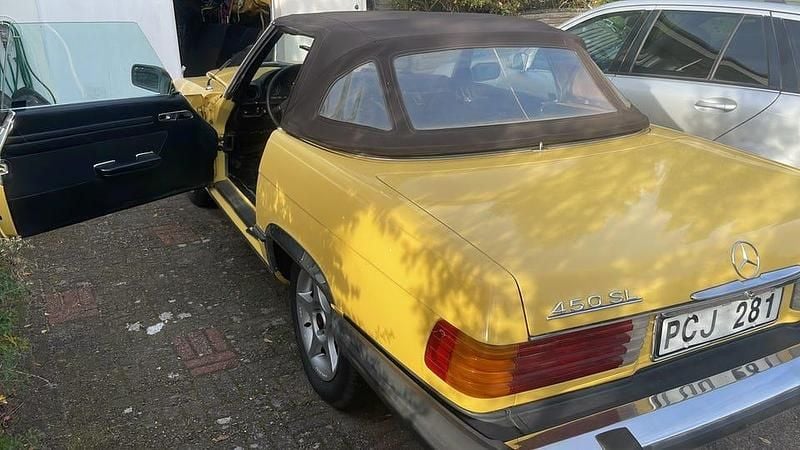 Begagnad Mercedes SL450 225 HK (165 kW) 1974 Cab