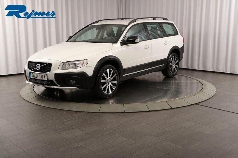 Vit Begagnad 2016 Volvo XC70 Standard SUV | 149 800 kr (Superpris) - Bild 1/4