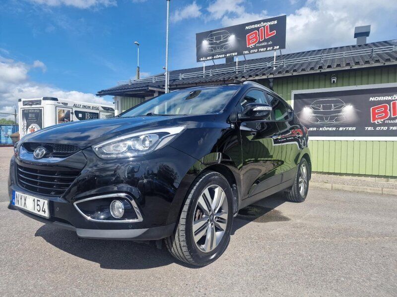 Svart Begagnad 2013 Hyundai ix35 Premium SUV | 118 900 kr (Bra pris) - Bild 1/4