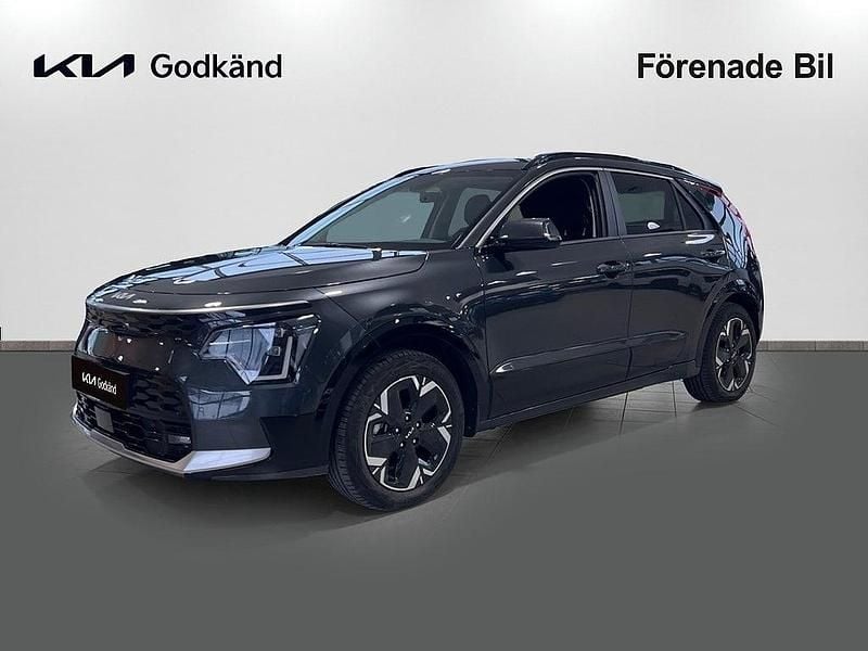 Grå Begagnad 2023 Kia e-Niro Advance SUV | 339 000 kr (Dyr) - Bild 1/4