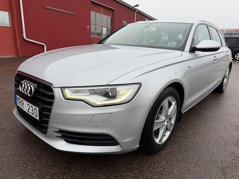 Begagnad Audi A6 S-Line 177 HK (130 kW) 2012 Silver