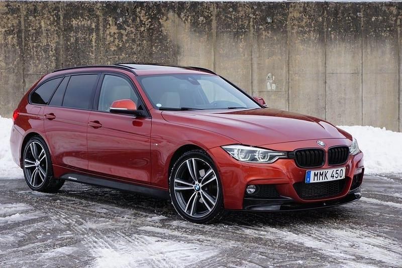 Orange Begagnad 2018 BMW 320 M Sport Kombi | 249 000 kr (Marknadspris) - Bild 1/4