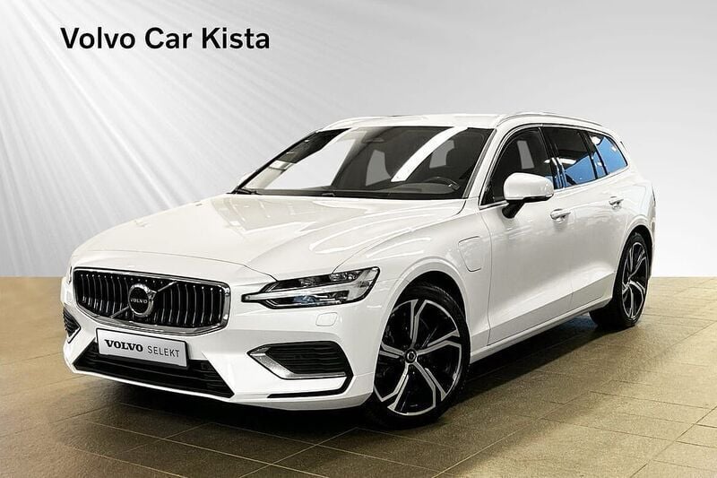Vit Begagnad 2022 Volvo V60 Plus Kombi | 449 900 kr (Lite dyr) - Bild 1/3