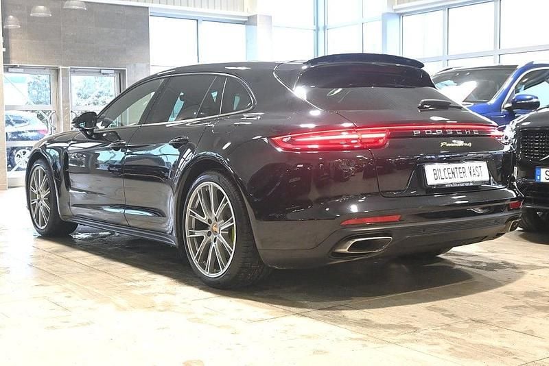 Begagnad Porsche Panamera 4 Sport Turismo 2018 Svart Sedan