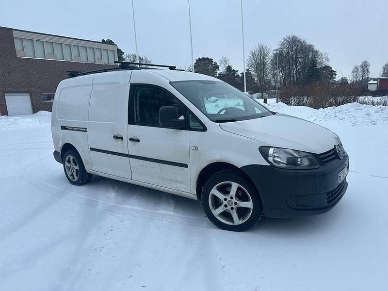 Begagnad VW Caddy Maxi 102 HK (75 kW) 2012 Minibuss