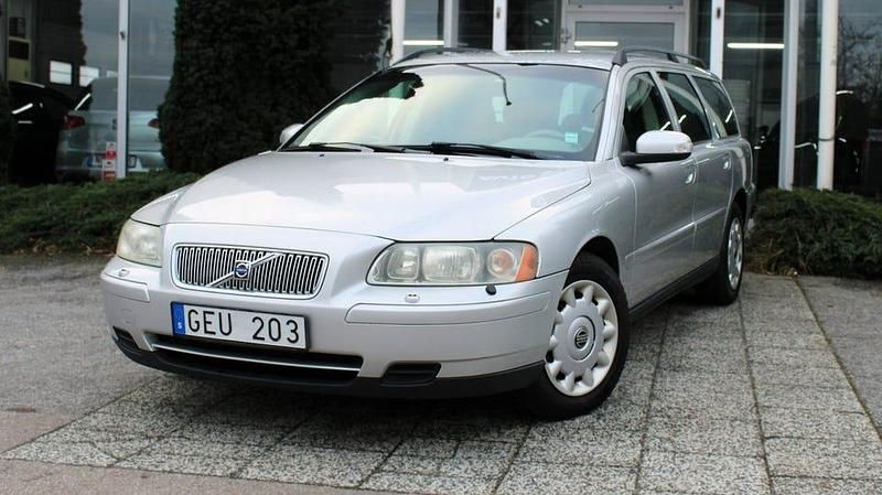Grå Begagnad 2007 Volvo V70 Kinetic Kombi | 64 900 kr (Dyr) - Bild 1/4