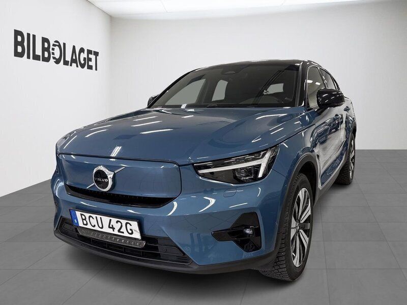 Blå Begagnad 2022 Volvo EC40 SUV | 374 500 kr (Bra pris) - Bild 1/4