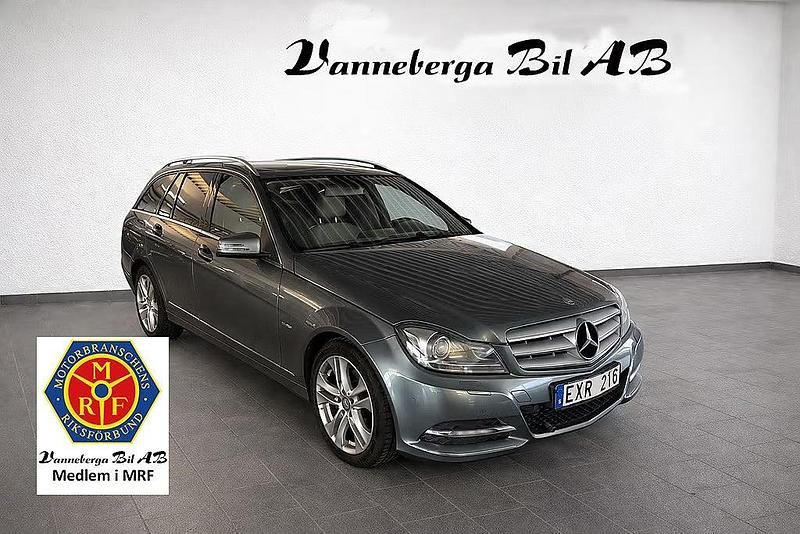 Grå Begagnad 2011 Mercedes C250 Avantgarde Kombi | 149 900 kr (Dyr) - Bild 1/4