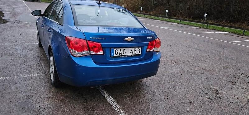 Begagnad 2011 Chevrolet Cruze Halvkombi | 20 500 kr (Superpris) - Bild 1/4