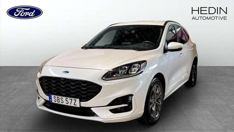 Vit (white) Begagnad 2020 Ford Kuga SUV | 245 000 kr (Marknadspris) - Bild 1/4