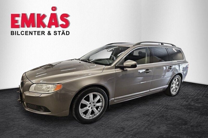 Grå Begagnad 2010 Volvo 260 Momentum Kombi | 79 900 kr - Bild 1/4