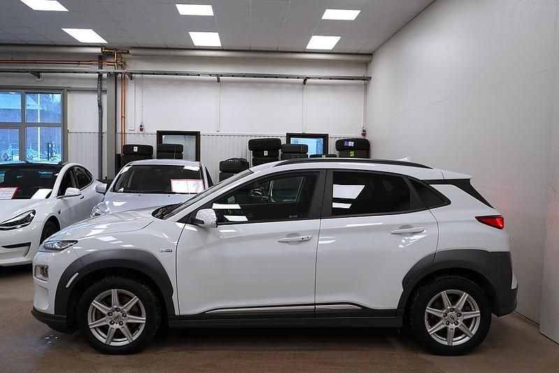 Begagnad Hyundai Kona 150 kW (204 HK) 2020 Vit SUV
