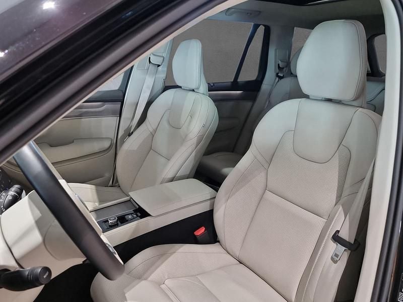 Begagnad Volvo XC90 455 HK (334 kW) 2026 Svart SUV