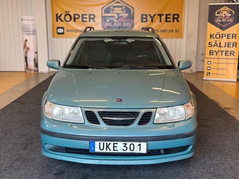 Ljusblå Begagnad 2003 Saab 9-5 Vector Kombi | 17 900 kr (Marknadspris) - Bild 1/4
