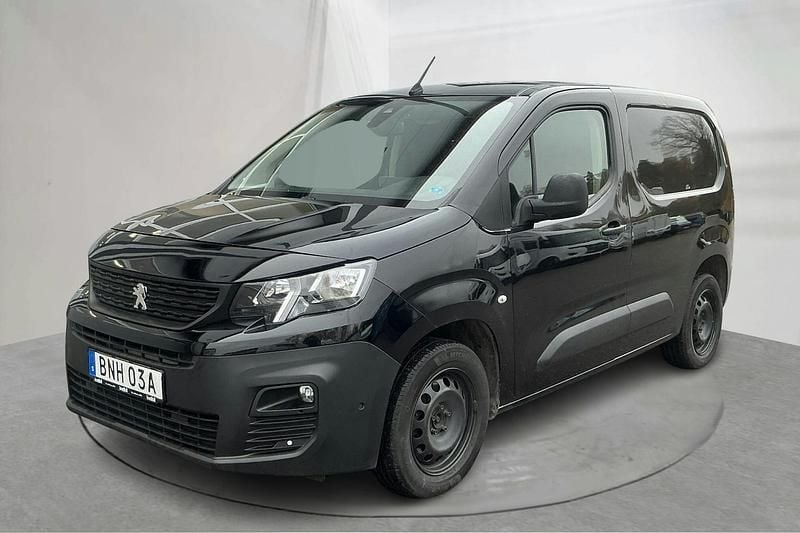 Svart Begagnad 2019 Peugeot Partner Van | 88 000 kr (Superpris) - Bild 1/4