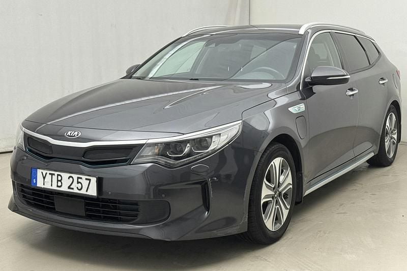 Grå Begagnad 2018 Kia Optima 2 Kombi | 177 000 kr - Bild 1/4