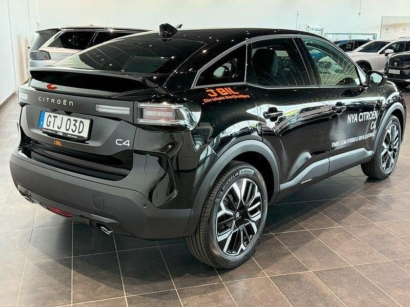 Ny Citroën C4 136 HK (100 kW) 2025 Svart perla nera Halvkombi