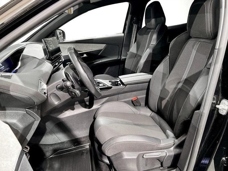 Begagnad Peugeot 3008 GTi 131 HK (96 kW) 2024 Svart SUV