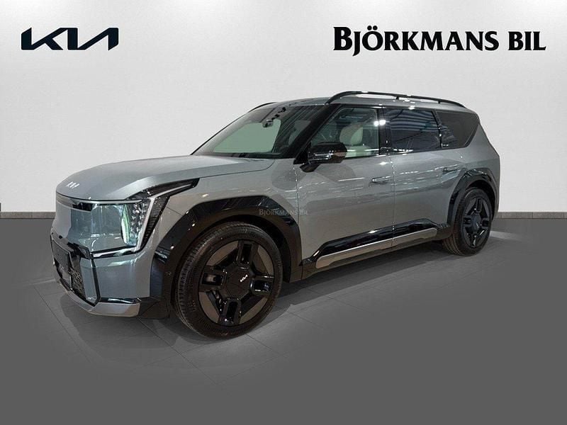 Grön (/ieg/ iceberg green m) Ny 2025 Kia EV9 GT-Line SUV | 897 900 kr (Lite dyr) - Bild 1/4