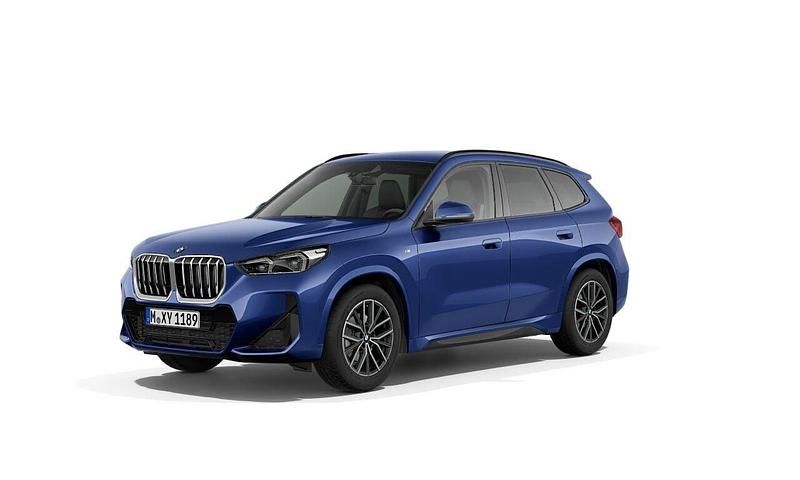 Blå Begagnad 2025 BMW X1 M Sport SUV | 449 800 kr (Dyr) - Bild 1/2