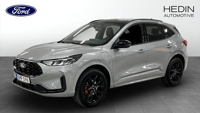 Grå Ny 2026 Ford Kuga ST-Line X SUV | 499 000 kr (Dyr) - Bild 1/4