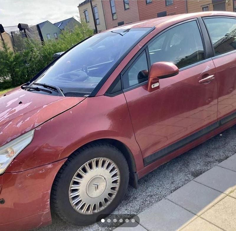 Röd Begagnad 2008 Citroën C4 Halvkombi | 10 000 kr (Marknadspris) - Bild 1/4