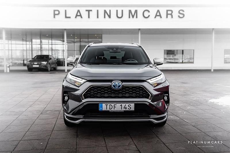 Begagnad Toyota RAV4 Hybrid Edition 185 HK (136 kW) 2022 Mörkgrå SUV