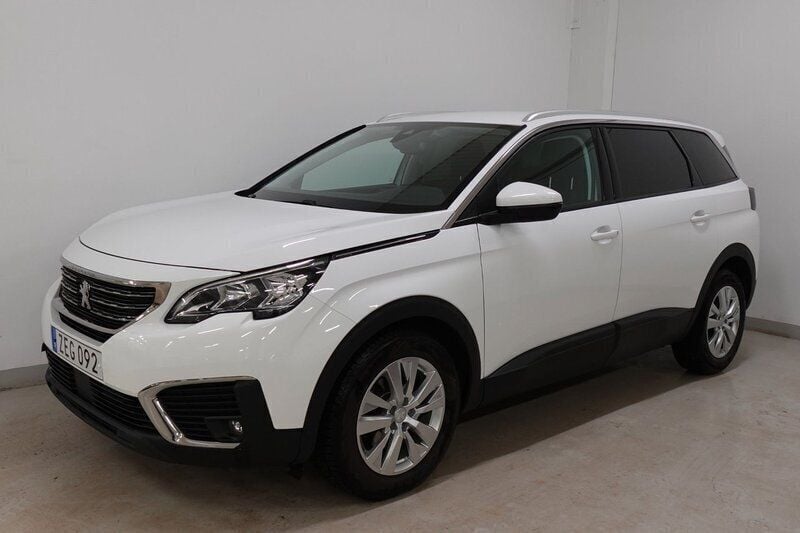 Vit Begagnad 2017 Peugeot 5008 Minibuss | 189 900 kr (Marknadspris) - Bild 1/4