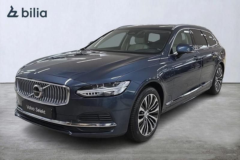 Blå Begagnad 2023 Volvo V90 Core Kombi | 399 000 kr (Marknadspris) - Bild 1/3