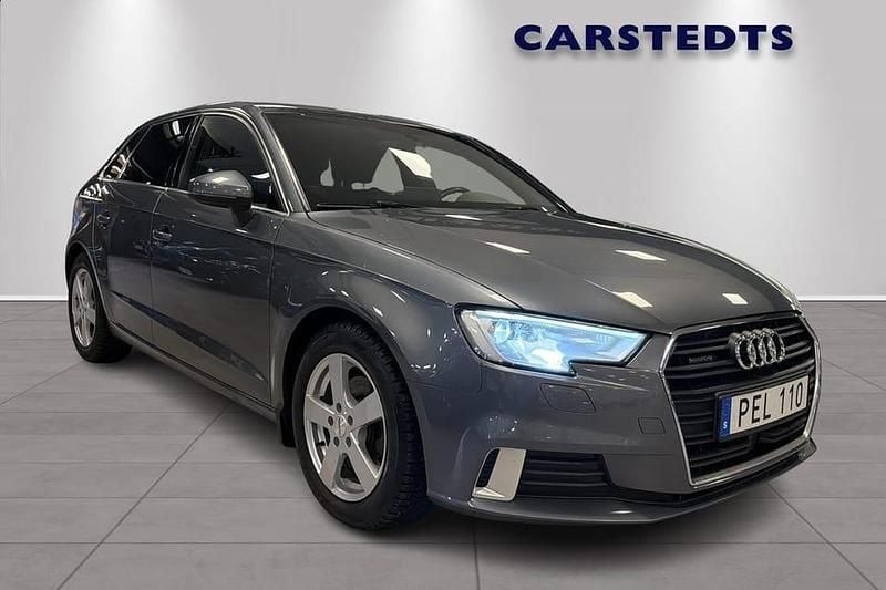 Grå Begagnad 2017 Audi A3 Kombi | 164 800 kr (Lite dyr) - Bild 1/4