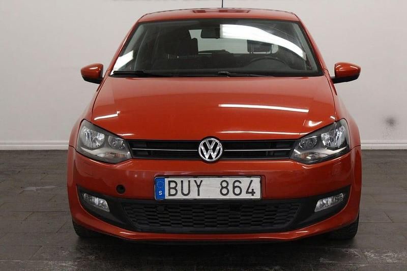Begagnad VW Polo 90 HK (66 kW) 2010 Orange Halvkombi