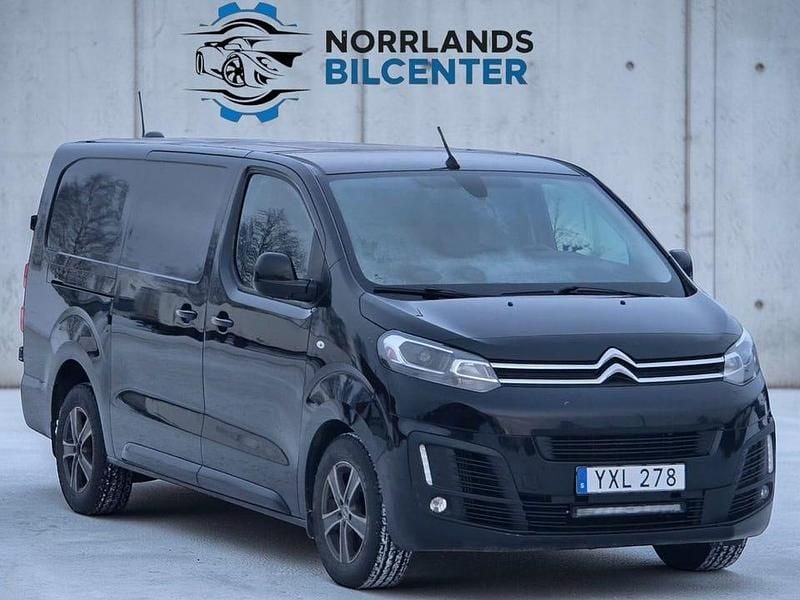 Begagnad Citroën Jumpy 177 HK (130 kW) 2017 Svart Minibuss