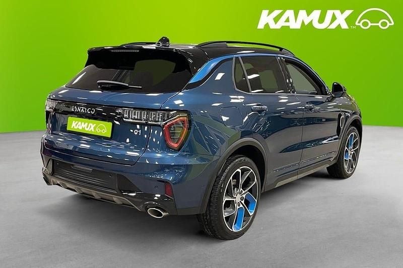 Begagnad Lynk & Co 01 261 HK (191 kW) 2022 Blå SUV